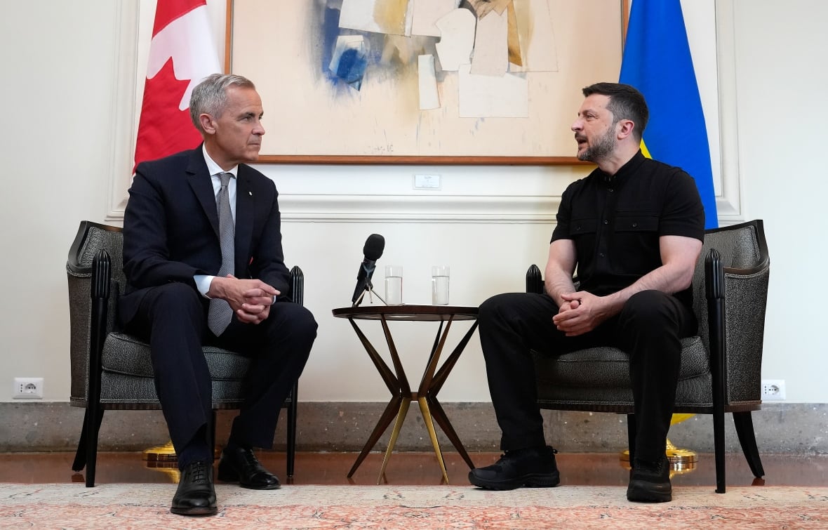 Prime Minister Mark Carney meets with Ukrainian President Volodymyr Zelenskyy in Rome